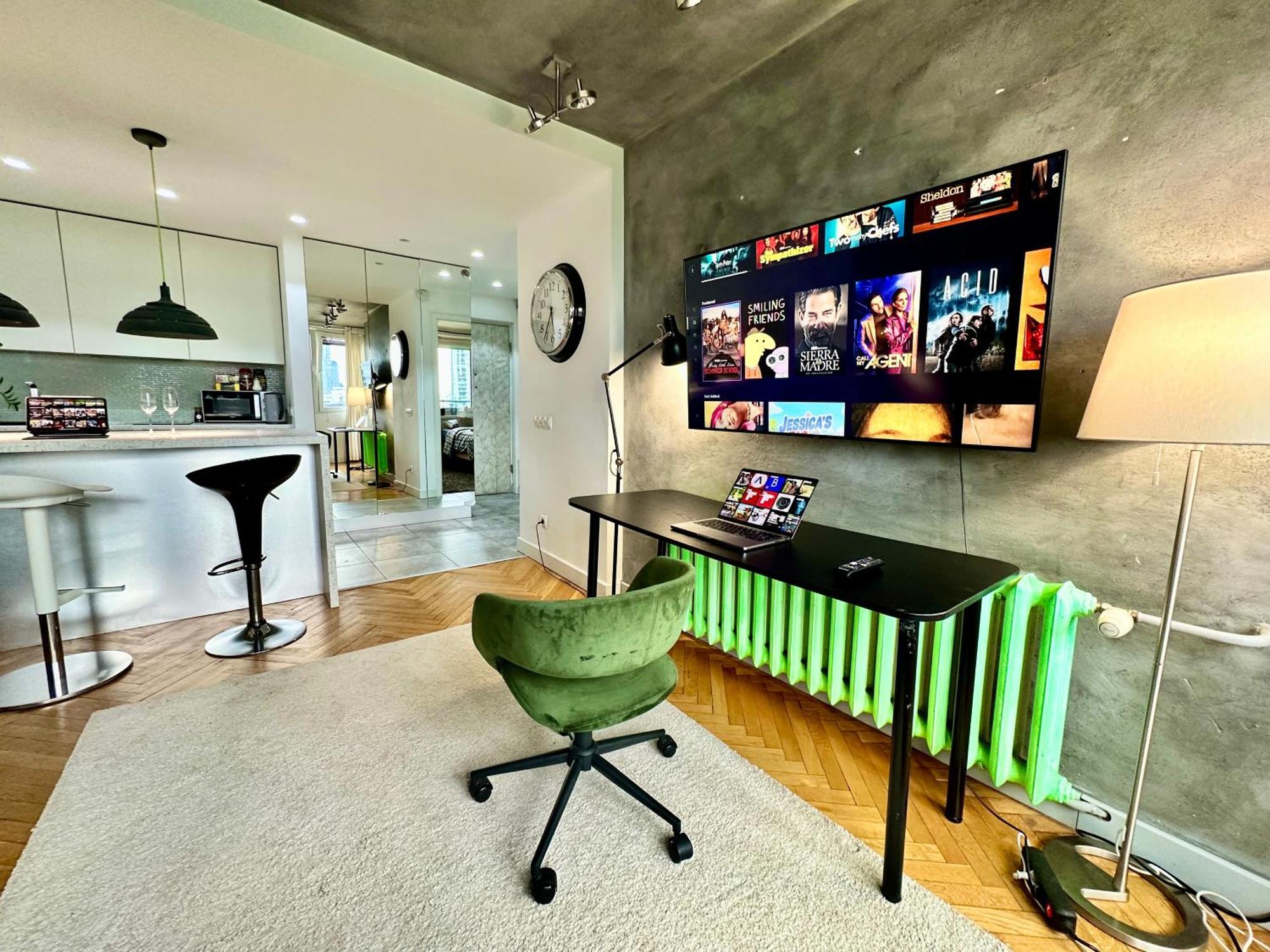 ורשה Palace 2 Wifi 600 Mbs 55'Tv Netflix Hbo 2Xmetro Appletv מראה חיצוני תמונה