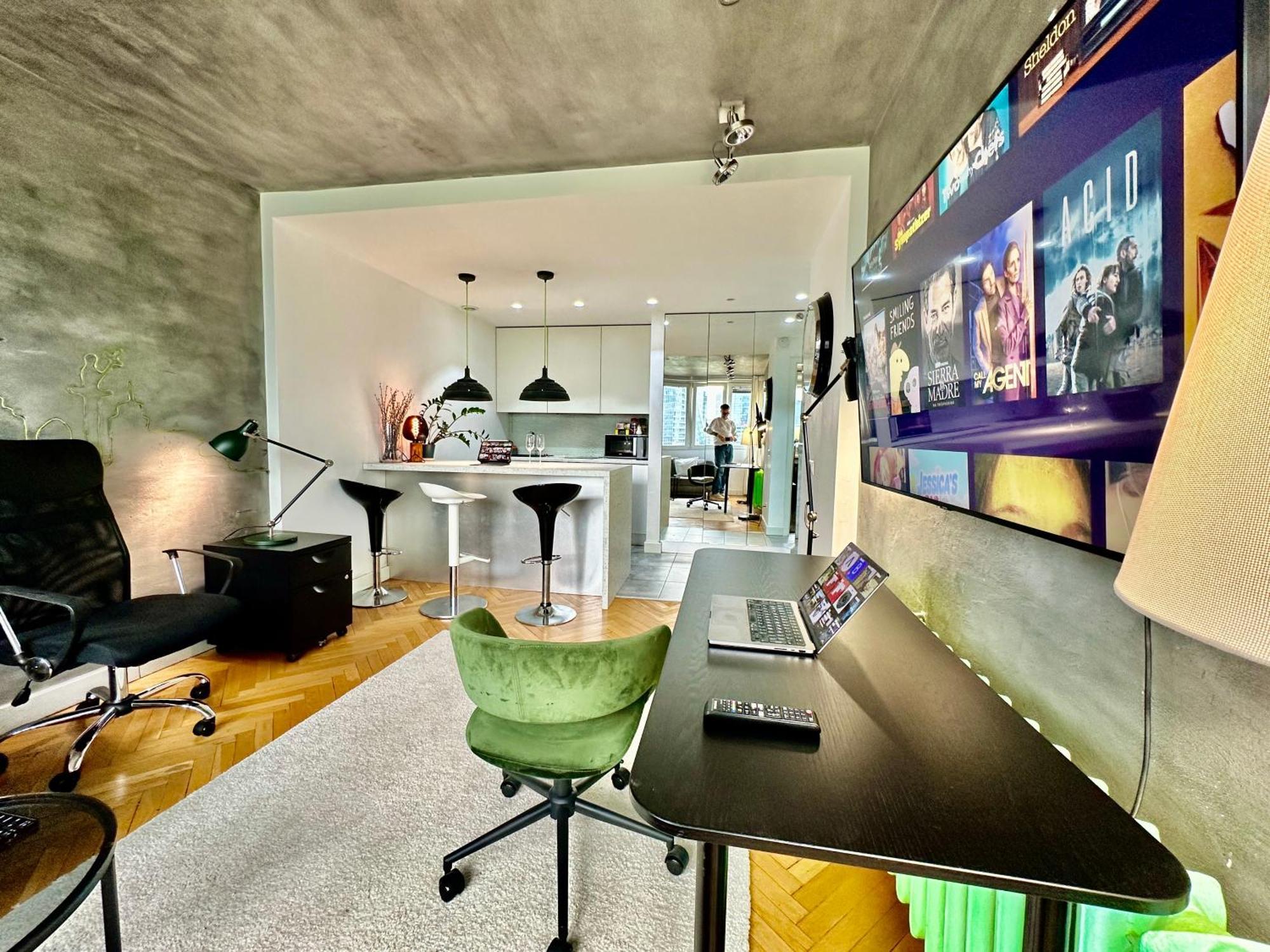 ורשה Palace 2 Wifi 600 Mbs 55'Tv Netflix Hbo 2Xmetro Appletv מראה חיצוני תמונה